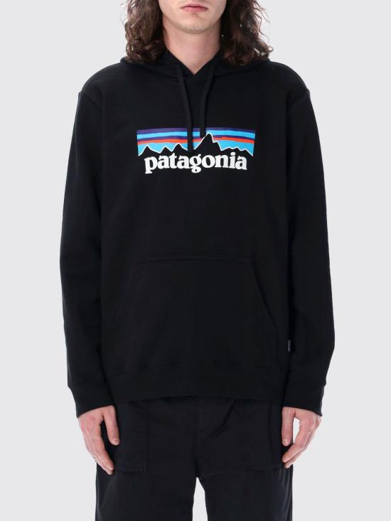 26SS 파타고니아 P-6 로고 업라이절 후드 티셔츠 39622 BLK Black