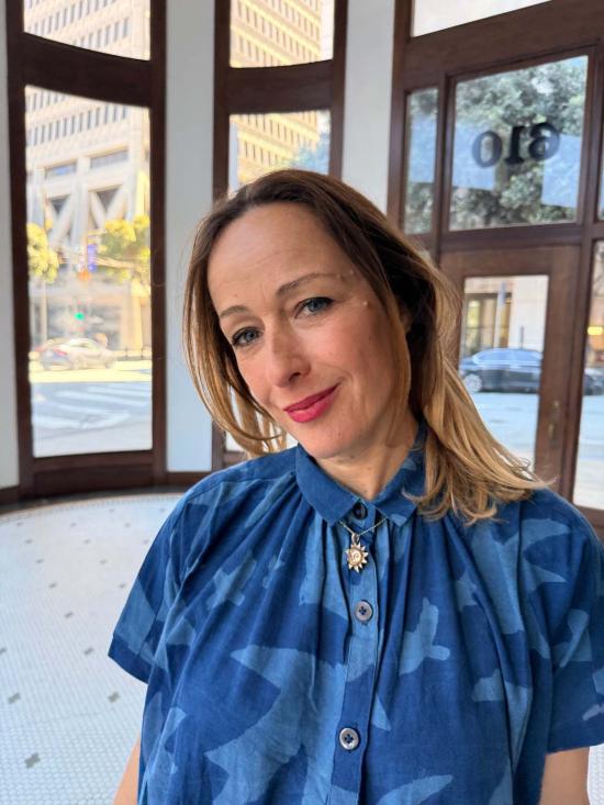  해피 프렌치 갱 롱 원피스 엘리스 인디고 프린트 리베르 바이 옴브르 클레어 드레스 - HAPPY FRENCH GANG