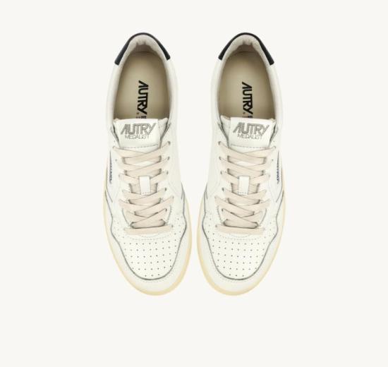 26SS 오트리 메달리스트 로우 스니커즈 AULWLL 12 LEAT LEAT WHT SPACE - AUTRY