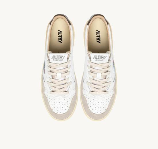 26FW 오트리 메달리스트 로우 스니커즈 AULMLS 15 LEAT SUEDE WHT TEAK - AUTRY