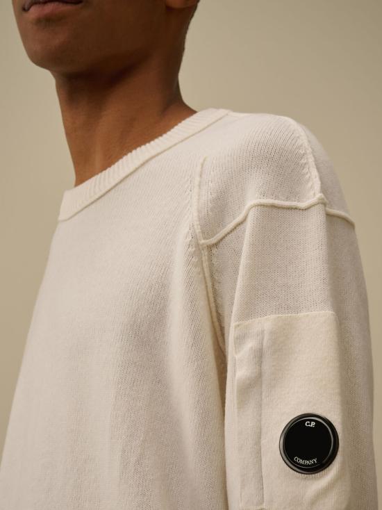 26FW 씨피 컴퍼니 램스울 GRS 크루넥 렌즈 스웨터 RFCMKN707A110149A 103 GAUZE WHITE - C.P. COMPANY
