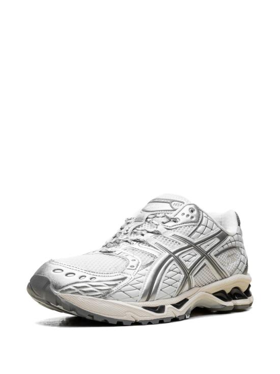 26SS 아식스 스니커즈 1203A761 102 Silver - ASICS