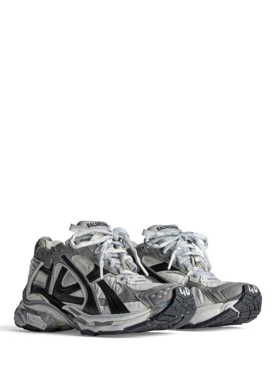 26SS 발렌시아가 러너 스니커즈 772774 W3RNY9012 Grey - BALENCIAGA