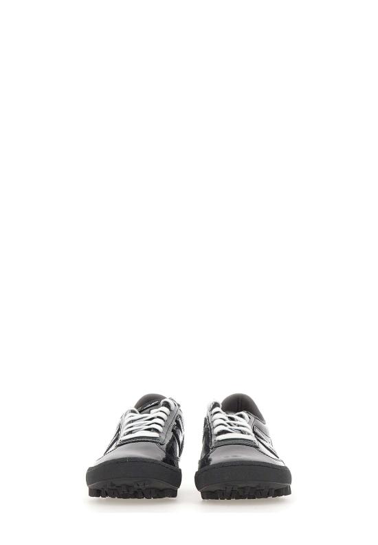 26SS 뉴발란스 스니커즈 UGTR 2SV Black - NEW BALANCE