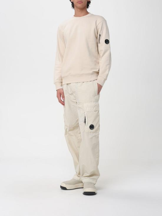 26SS 씨피 컴퍼니 다이애그널 레이즈드 플리스 크루넥 렌즈 스웨트셔츠 20CMSS713A005086W 114 Cream - C.P. COMPANY