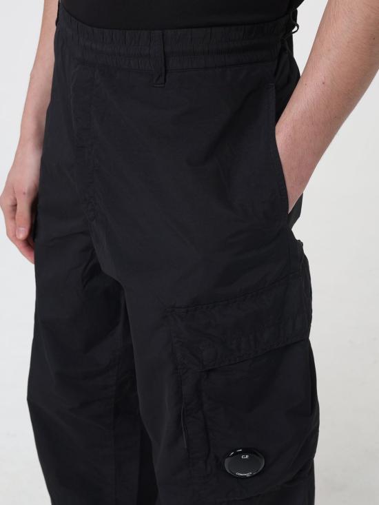 26SS 씨피 컴퍼니 트레이닝/조거 팬츠 20CMPA140A005991G 999 Black - C.P. COMPANY