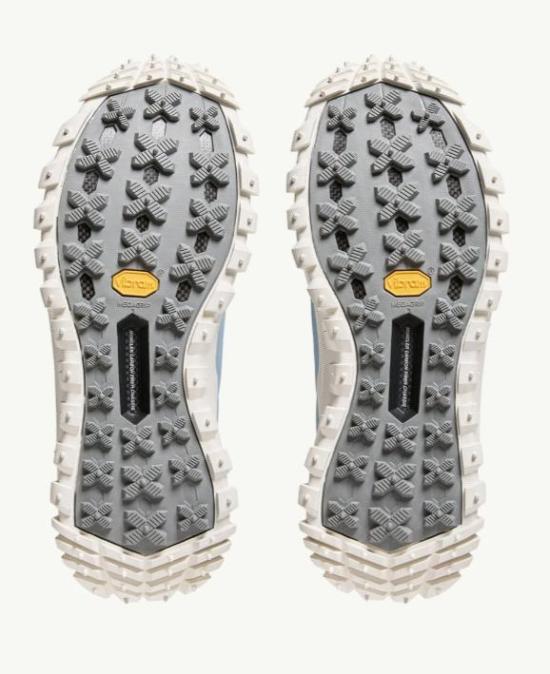 26SS 몽클레어 스니커즈 L109A4M00280M8443 700 LIGHT BLUE - MONCLER