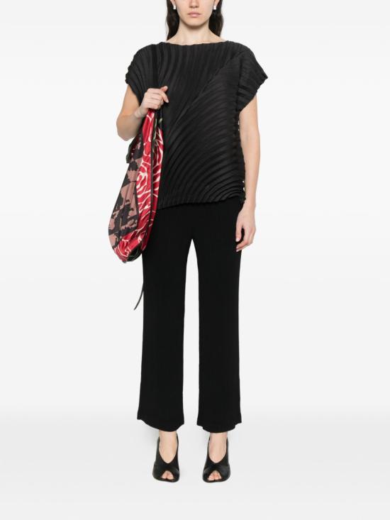 26SS 이세이 미야케 스트레이트 팬츠 IM66FF650 15 Black - ISSEY MIYAKE