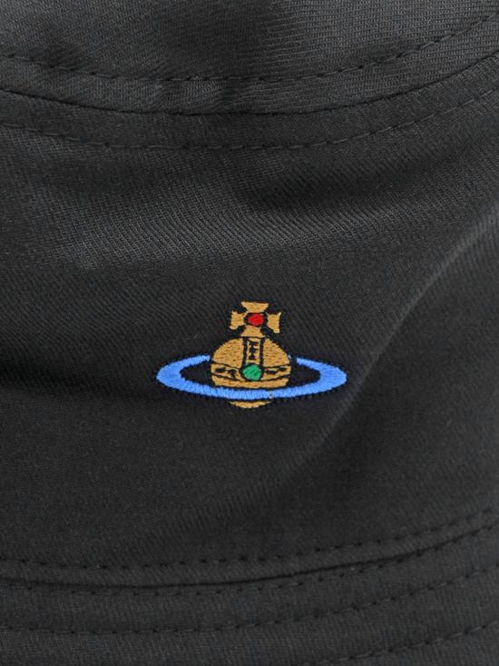 26SS 비비안웨스트우드 모자 81020009W01HC N401 Black - VIVIENNE WESTWOOD