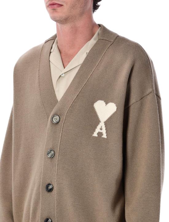26SS 아미 울 드 하트 가디건 UKC380KN0156 A117 BEIGE TAUPE - AMI