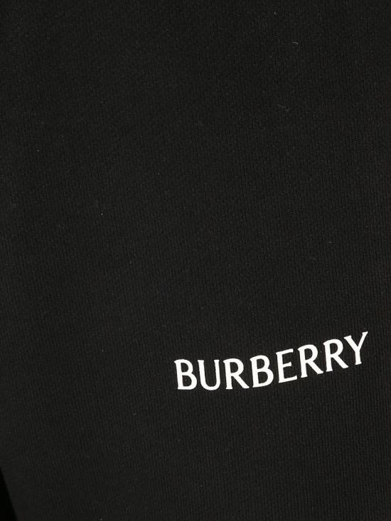 26SS 버버리 로고 코튼 조깅 팬츠 8119001 A1189 Black - BURBERRY