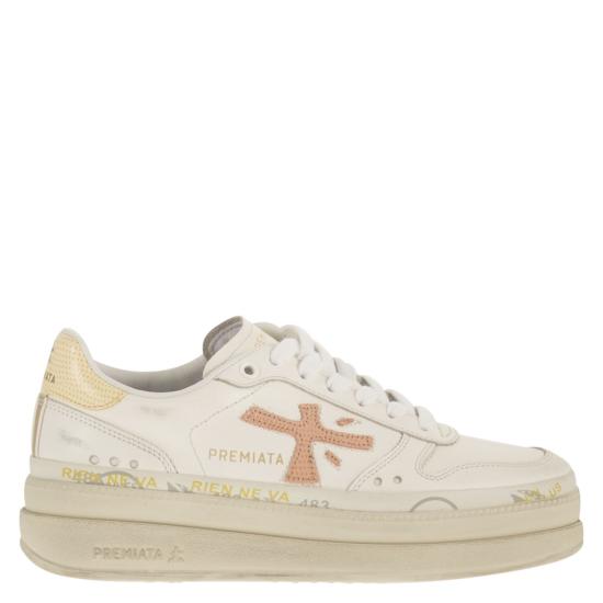 26SS 프리미아타 스니커즈 MICOL WHITE