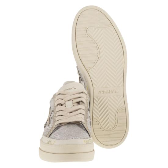 26SS 프리미아타 스니커즈 CLAUDIA SILVER - PREMIATA