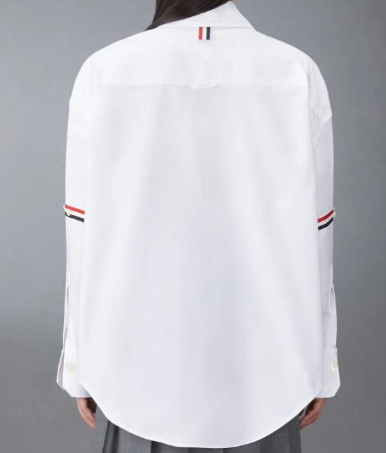26SS 톰브라운 RWB 스트라이프 디테일 셔츠 FLL079E F0313 100 WHITE DOM - THOM BROWNE