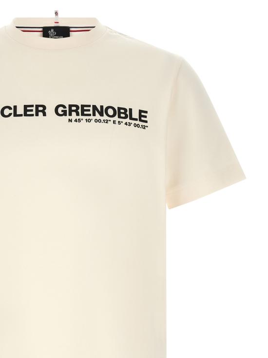 26SS 몽클레어 반팔 티셔츠 L10978C0001789AW1041 - MONCLER