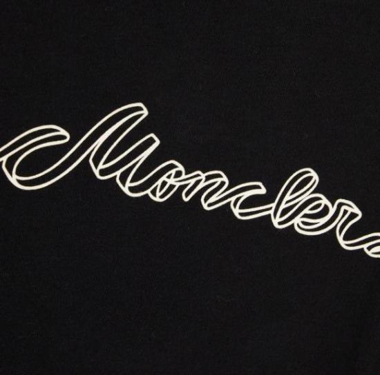 26SS 몽클레어 리본 로고 코튼 티셔츠 L10938C0001789B8Y 999 BLACK - MONCLER