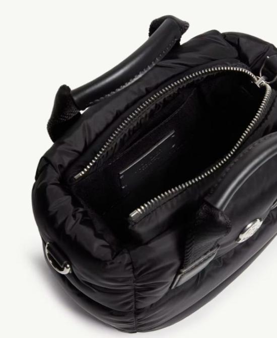 26FW 몽클레어 크로스백 L109B5L00004M6275 999 BLACK - MONCLER