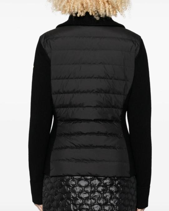 26SS 몽클레어 스웨터 L10939B00020M1131 999 BLACK - MONCLER