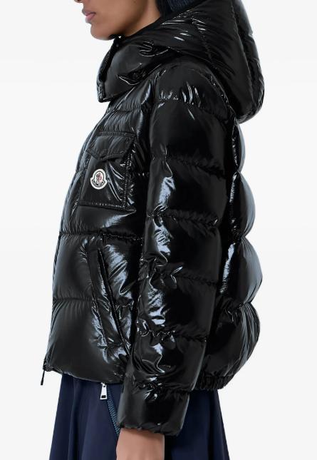26SS 몽클레어 숏패딩 L10931A00094597EU 999 BLACK - MONCLER
