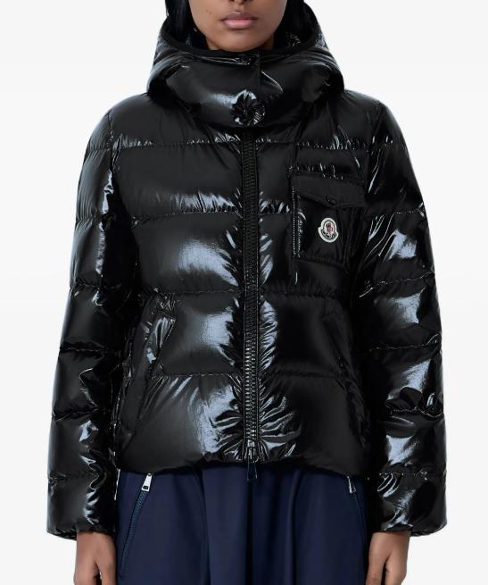 26SS 몽클레어 숏패딩 L10931A00094597EU 999 BLACK