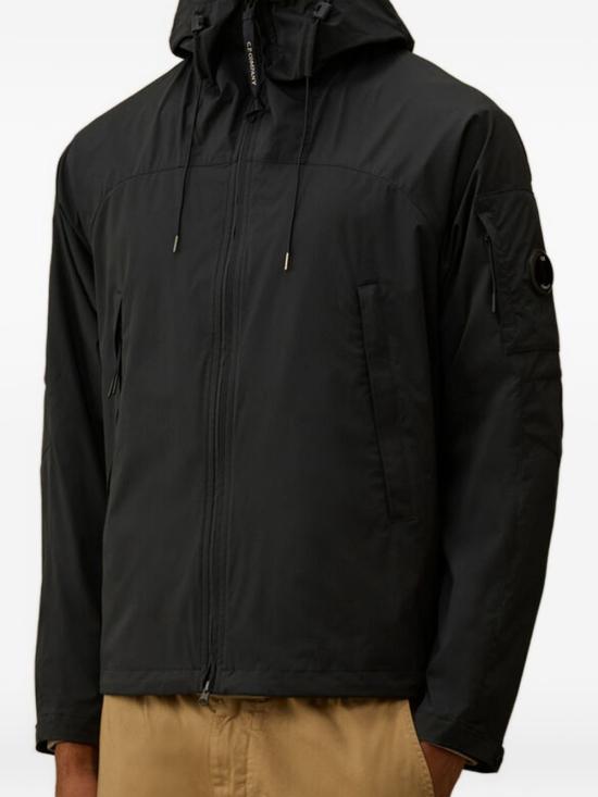 26SS 씨피 컴퍼니 프로텍 렌즈 후드 자켓 20CMOW011A110264A889 BLUE - C.P. COMPANY