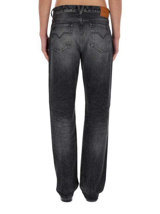 26SS 베르사체 스트레이트 팬츠 1017775 1A160531D980 BLACK - VERSACE