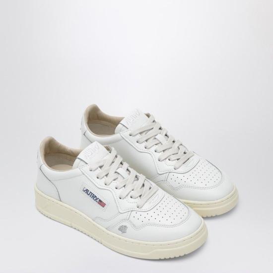 26SS 오트리 메달리스트 로우 스니커즈 AULWHP02 WHITE