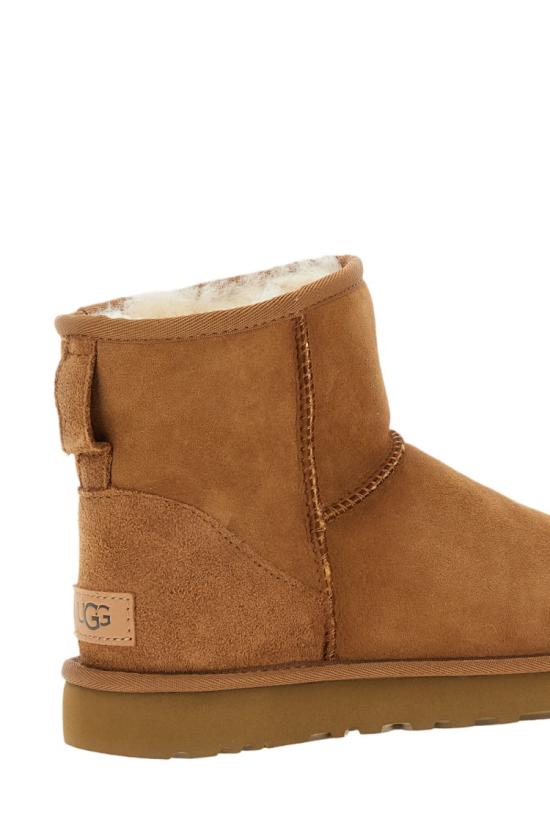 25FW 어그 클래식 미니 2 부츠 1016222CHESTNUT Brown - UGG