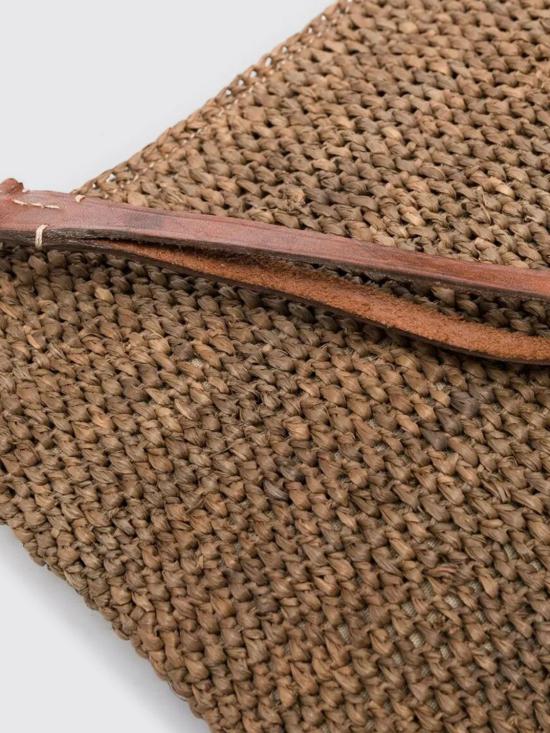 26SS 이벨리브 클러치/파우치 AMPY DARK TEA Brown - IBELIV