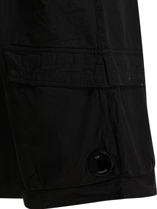 26SS 씨피 컴퍼니 스트레치 사틴 카고 렌즈 쇼츠 20CMBE127A110325G999 Black - C.P. COMPANY