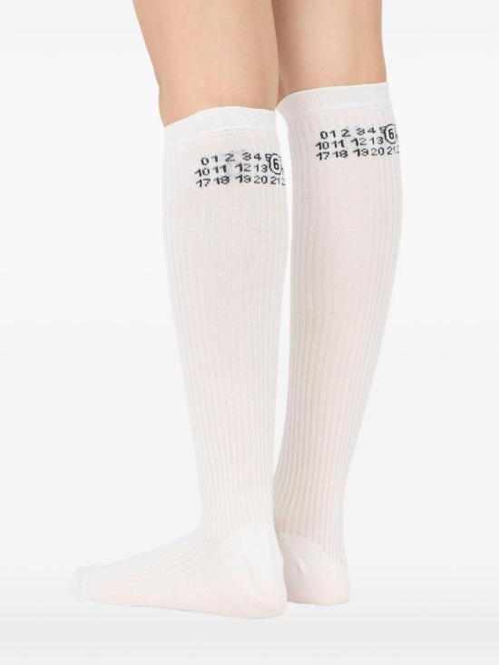 26SS MM6 메종마르지엘라 양말 S62TL0049 M13278101 White - MM6 MAISON MARGIELA