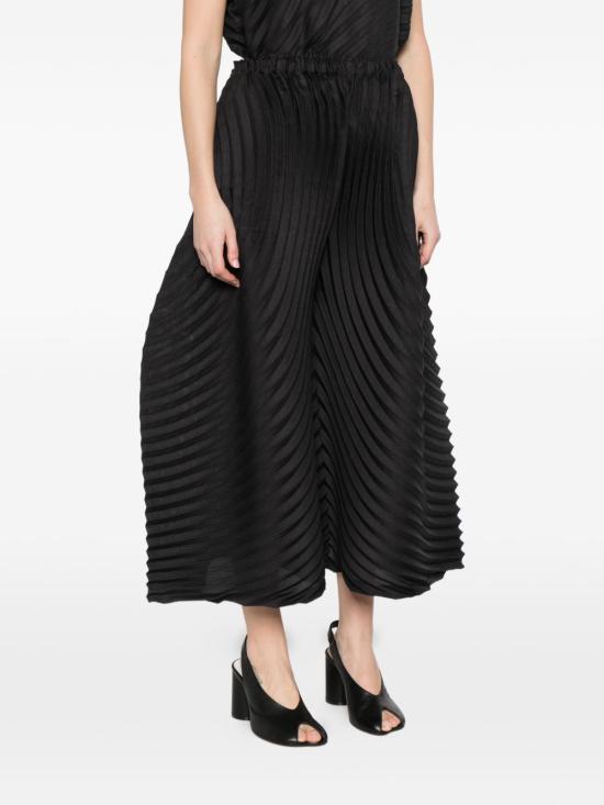 26SS 이세이 미야케 스트레이트 팬츠 IM66FF668 15 Black - ISSEY MIYAKE