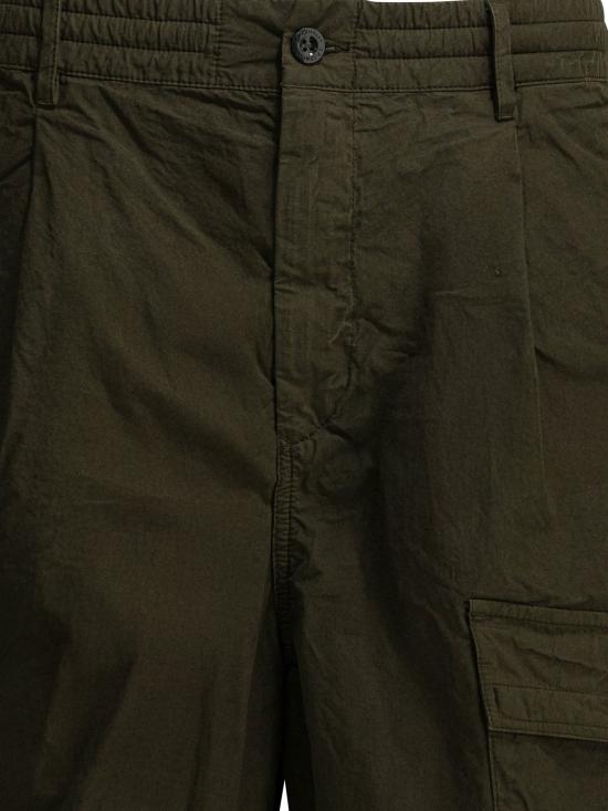 26SS 씨피 컴퍼니 스트레치 사틴 카고 렌즈 쇼츠 20CMBE127A110325G683 - C.P. COMPANY