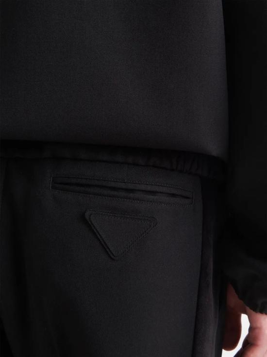 26SS 프라다 스트레이트 팬츠 SPH341SOOO1358 F0002 NERO - PRADA