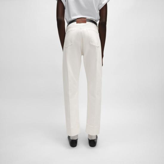 26SS 셀린느 코튼 데님 보이프렌드 진 001 RP0DI789D GFV7 WHITE HEAVY STONE WASH - CELINE