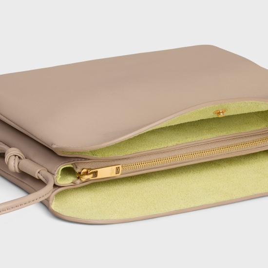 26SS 셀린느 트리오 플랩백 스무스 램스킨 10P862O86 03SA SAFARI - CELINE