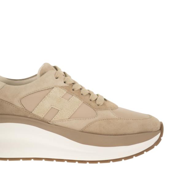 26SS 호간 스니커즈 HXW7140GA40N1M BEIGE - HOGAN