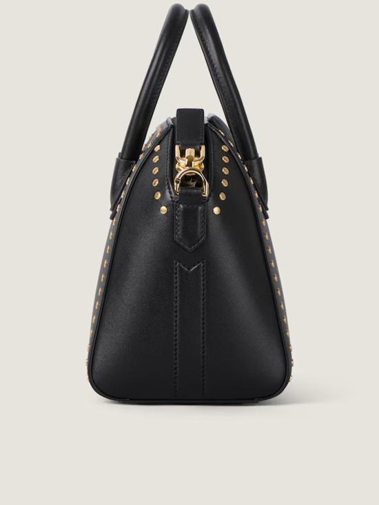 26SS 지방시 레더 미니 안티고나 토트백 BB5148B2DX001 black - GIVENCHY