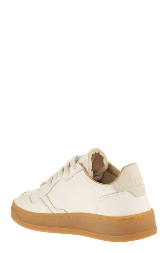 26SS 오트리 메달리스트 로우 스니커즈 AULMBD01 WHITE - AUTRY