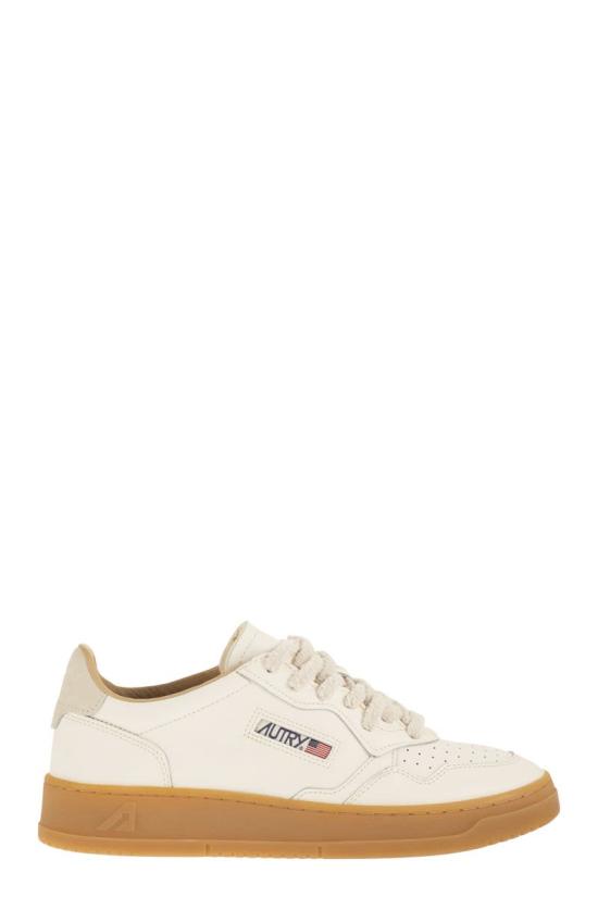 26SS 오트리 메달리스트 로우 스니커즈 AULMBD01 WHITE