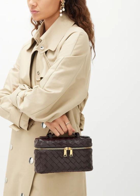 26SS 보테가베네타 뱅뱅 베니티 케이스백 789109V3IV1 2132 FONDANTGOLD 2132 FONDANT GOLD - BOTTEGA VENETA