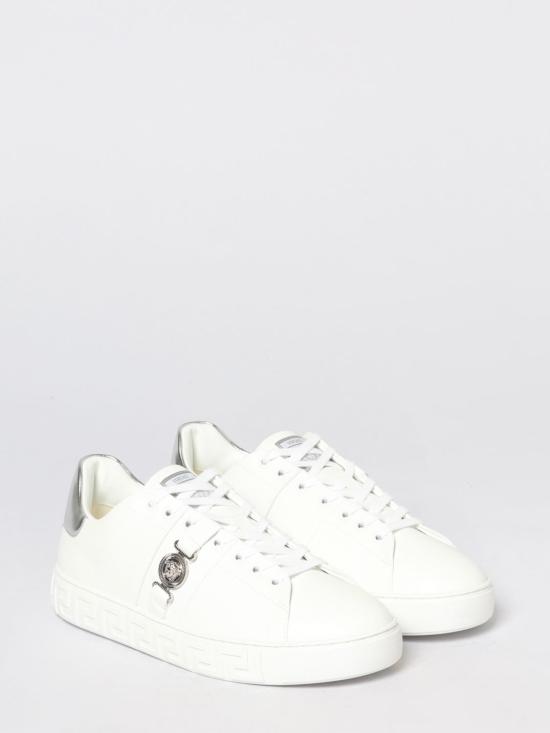 26SS 베르사체 스니커즈 10144601A14957 2W270 White - VERSACE