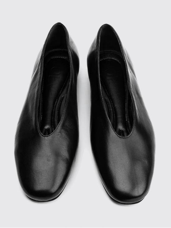 26SS 포에베 플랫 슈즈 NFITTI02PORTO Nero Black - POEVE