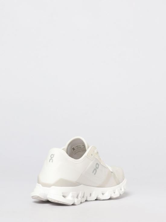 26SS 온 러닝 스니커즈 3WF10172852 White - ON RUNNING