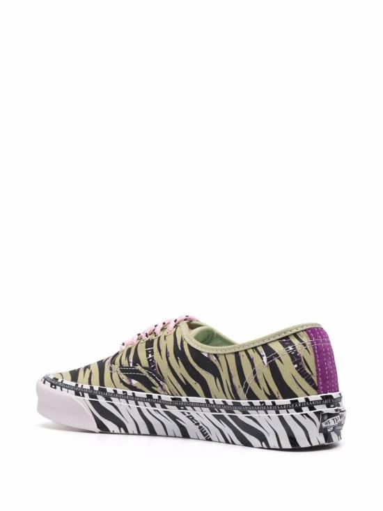  에리즈 X 반스 스니커즈 VN0A4BV99QV1 AUTHENTIC Green - ARIES X VANS