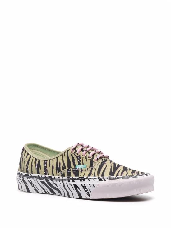  에리즈 X 반스 스니커즈 VN0A4BV99QV1 AUTHENTIC Green - ARIES X VANS