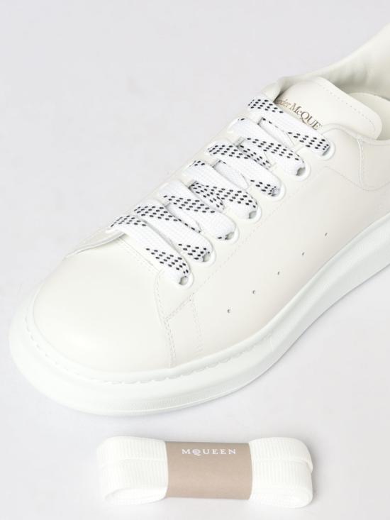 26SS 알렉산더 맥퀸 오버사이즈 드 스니커즈 553680WIAIG 9007 White 1 - ALEXANDER MCQUEEN