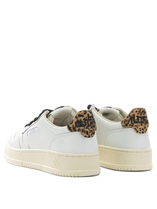 26SS 오트리 메달리스트 로우 스니커즈 AULWOC01 White - AUTRY