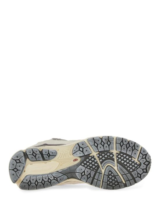 26SS 뉴발란스 2002R 스니커즈 M2002RDA GREY - NEW BALANCE