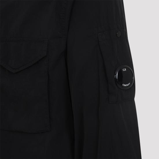 26SS 씨피 컴퍼니 크롬-R 렌즈 오버 셔츠 RSCMOS710A005904G 999 BLACK - C.P. COMPANY